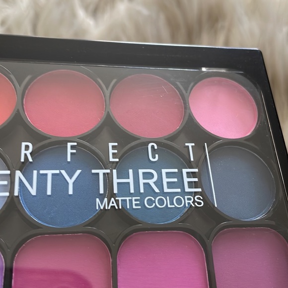 Nicka K New York 23 Perfect Twenty Three Matte Colors - Picture 8 of 9